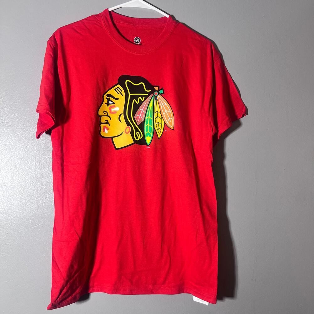 Chicago Blackhawks NHL T-Shirt Mens Medium Red Graphic Tee NWOT Hockey